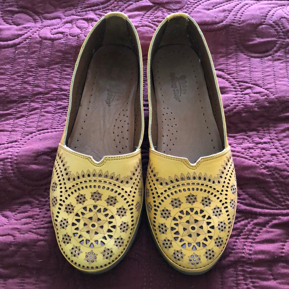 Yellow slide ons